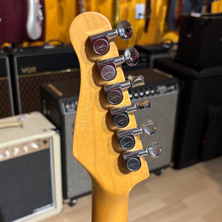 Godin - Session Custom Triple Play w/ DLX Godin Gig Bag (2TSB - MINT - 2013) - USED