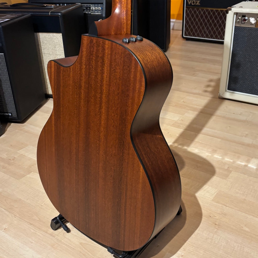 Taylor - 314 CE w/ DLX Taylor Archtop Hard Shell Case (Natural -2012) - USED
