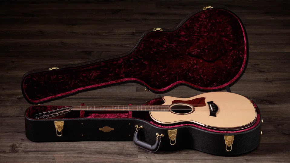 Overview

Indian rosewood body produces rich overtone character
Sitka spruce top for clarity and power
Versatile, all-purpose Grand Auditorium body shape
V-Class bracing adds more volume and sustain
Includes Claria electronics and hardshell case