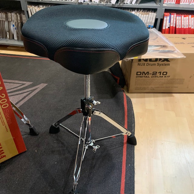 Used Gibraltar Throne 9608MW2T- Oversized Moto Seat W/Super Foot Osized , Web Top 2T Hugger