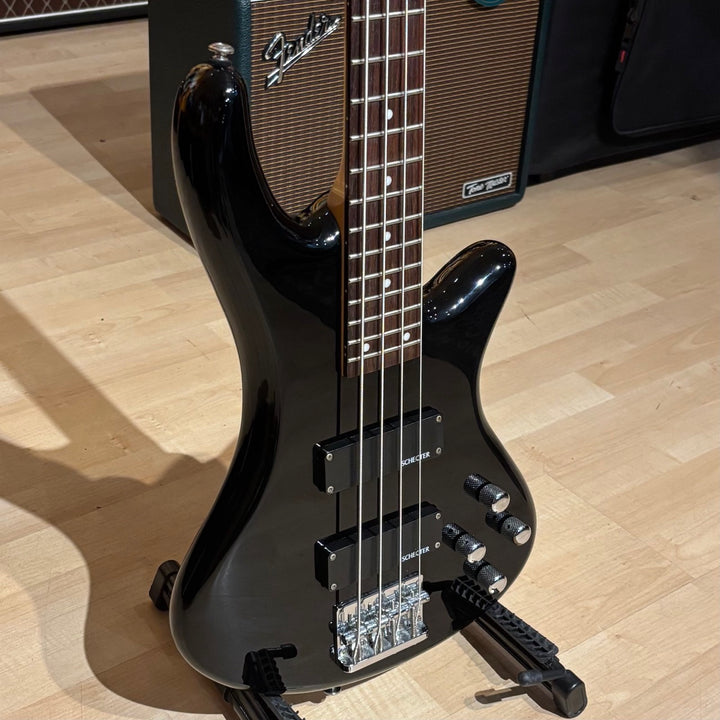 Schecter - Diamond Series Deluxe 4 Active 4 string Bass w/ HD Case (2006-Black ) - USED