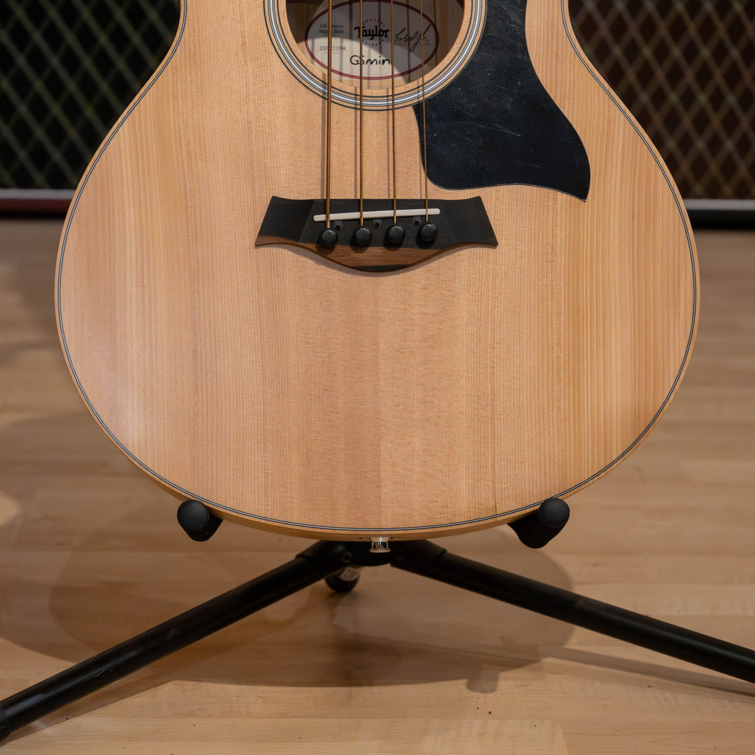 Taylor GS Mini-e Maple 4-String Acoustic Bass Guitar - Sitka Spruce Top