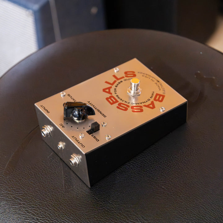 Electro Harmonix - 1970's RI "Bass Balls" Envelope Filter w/ AC 1/8" To Barrel Jack PS Adaptor - USED