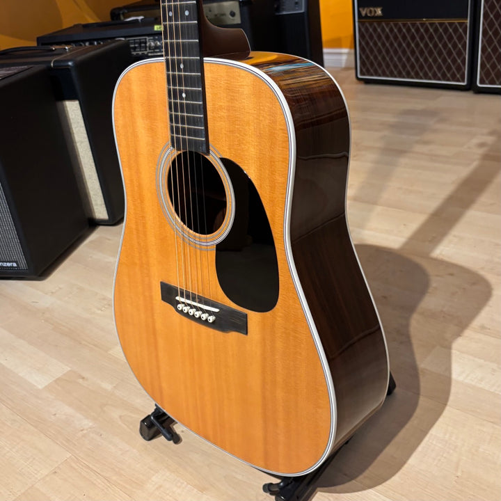 Martin - D28 Standard  w/ OHSC (Natural Amber Tint - 2008 - MINT) - USED