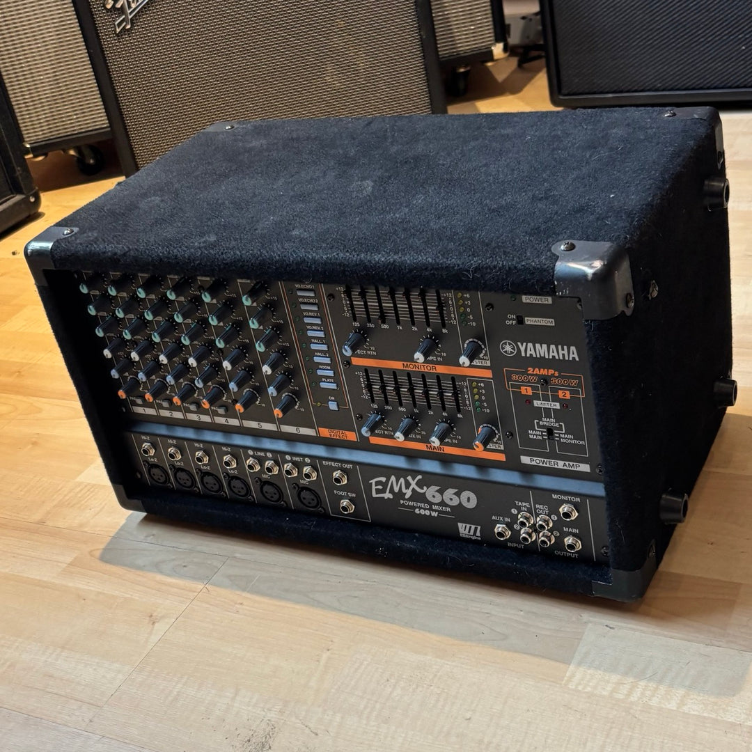 Yamaha - EMX660 Powered 600 Watt - 6 Channel Mixer w/ On Board FX - USED