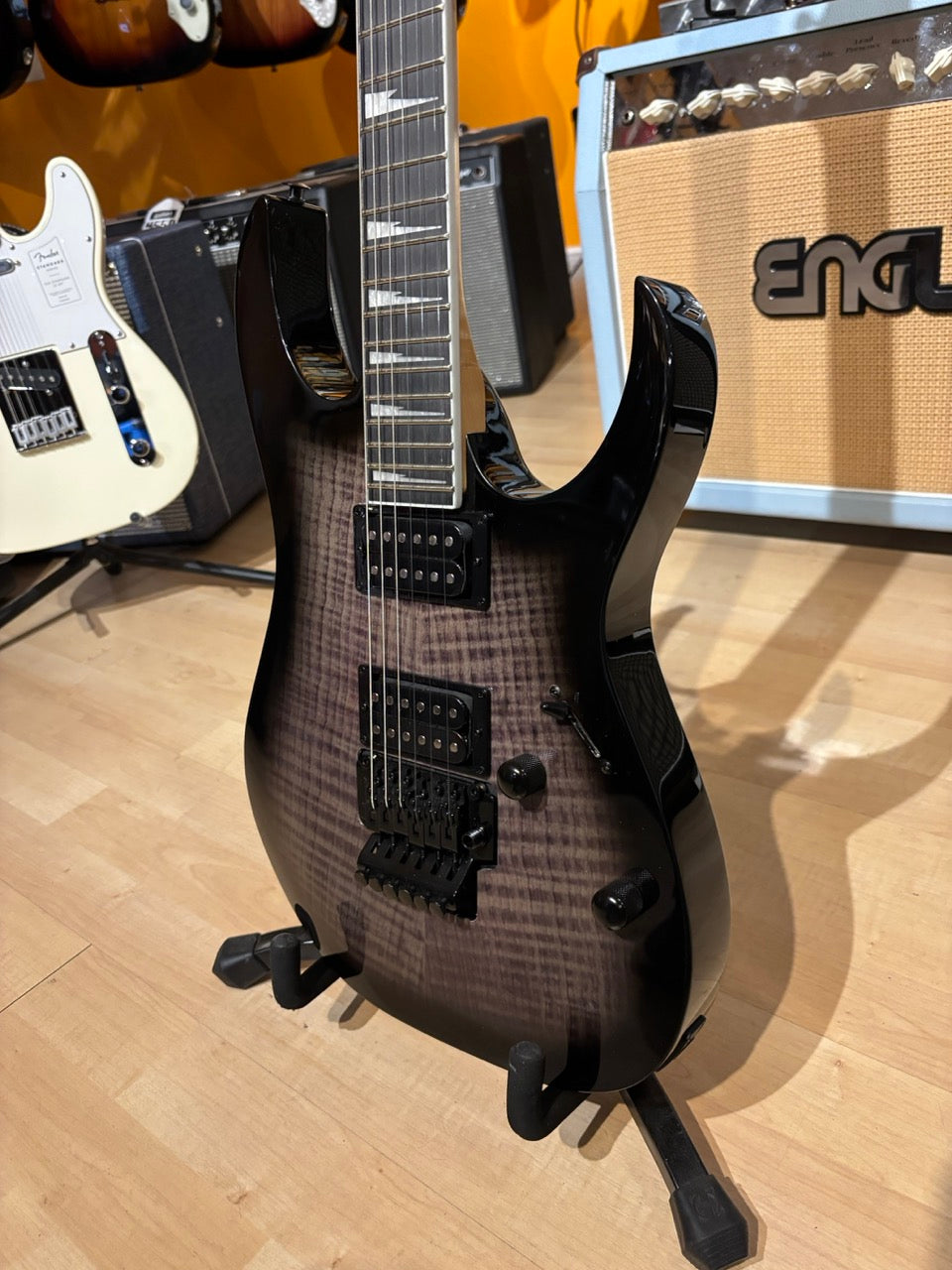 Ibanez GIO RG (Transparent Black Sunburst) GRG320FATKS (Demo)