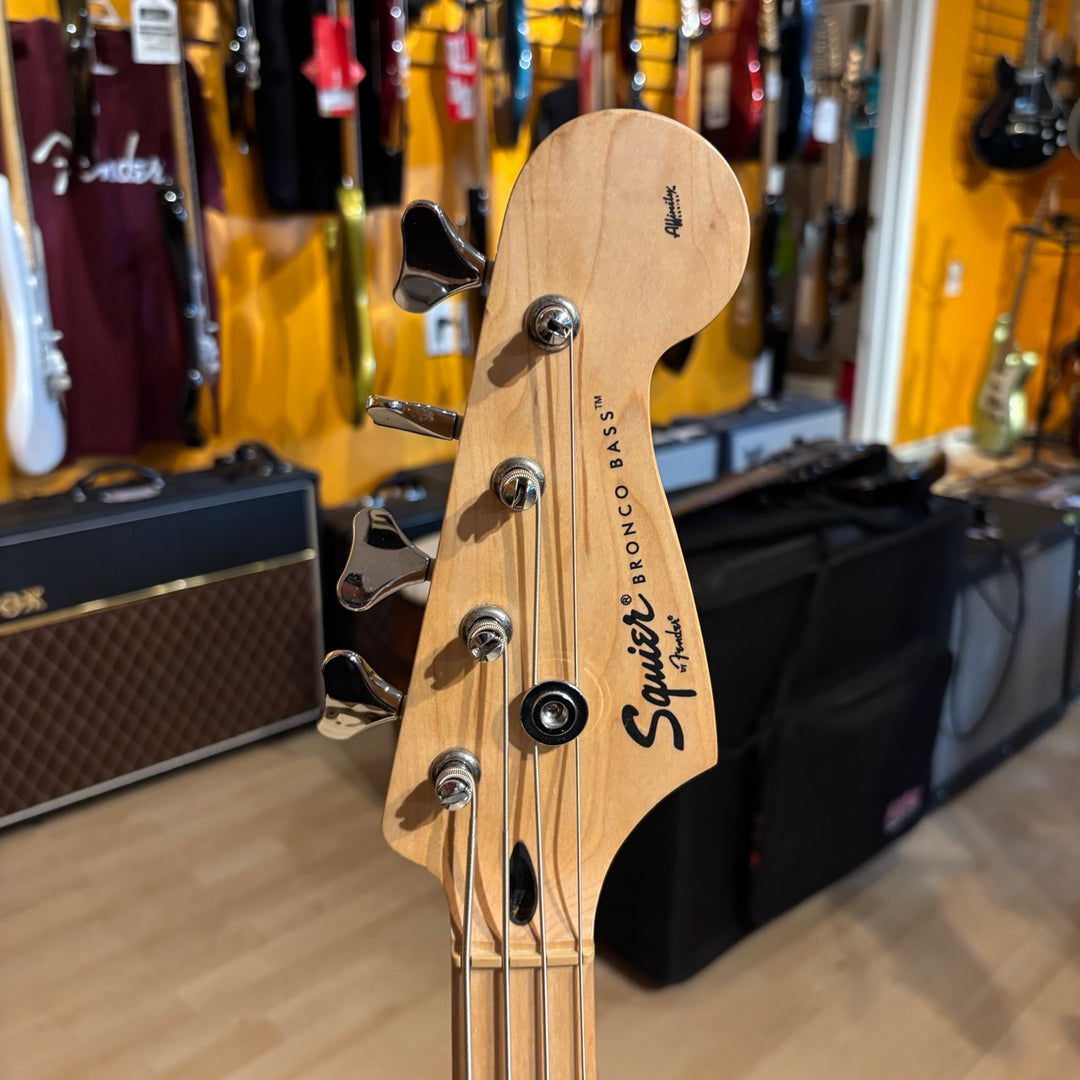 Squier - Affinity Series Bronco Bass - No Case Or Bag (Black-Maple-2017) - USED