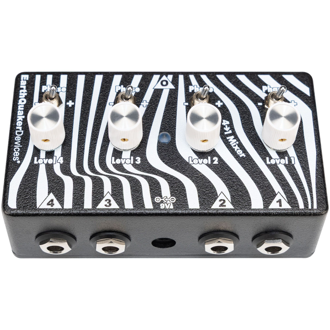 Earthquaker Devices EQD4TO1V1 Four to One Mixer