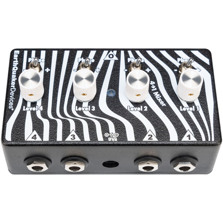 Earthquaker Devices EQD4TO1V1 Four to One Mixer