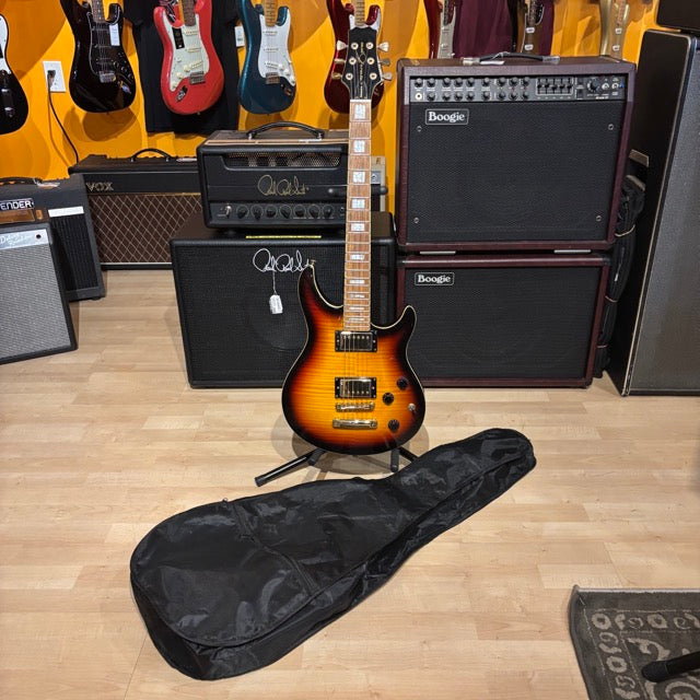Peavey - HP Signature-  EXP Double Cutaway Electric  w/ Stoptail & Econo Bag - USED