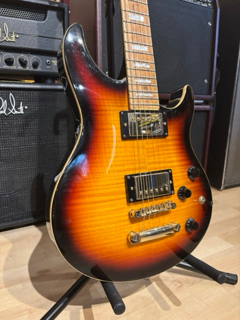 Peavey - HP Signature-  EXP Double Cutaway Electric  w/ Stoptail & Econo Bag - USED