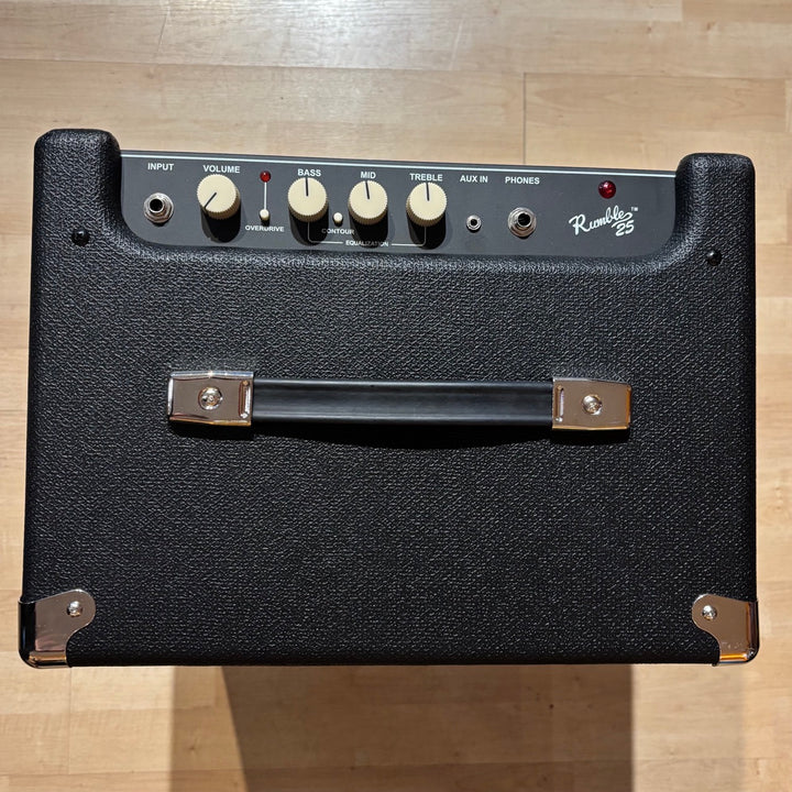 Fender - Rumble 25 (V3) Black & Silver 25 Watt Bass Combo Amp - USED