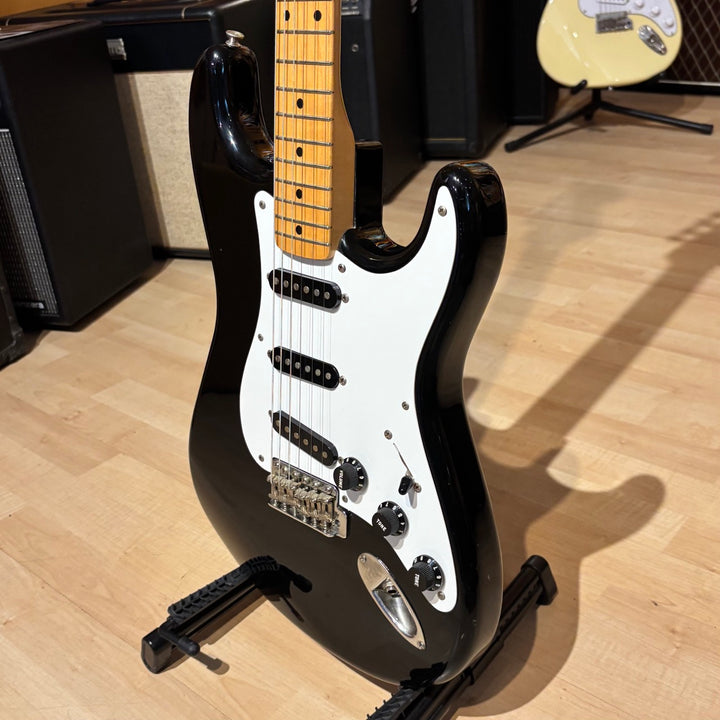 Squier - E Series Standard Strat w/Vintage Fender HD Case (MIJ - Black / Maple - 1986) - USED
