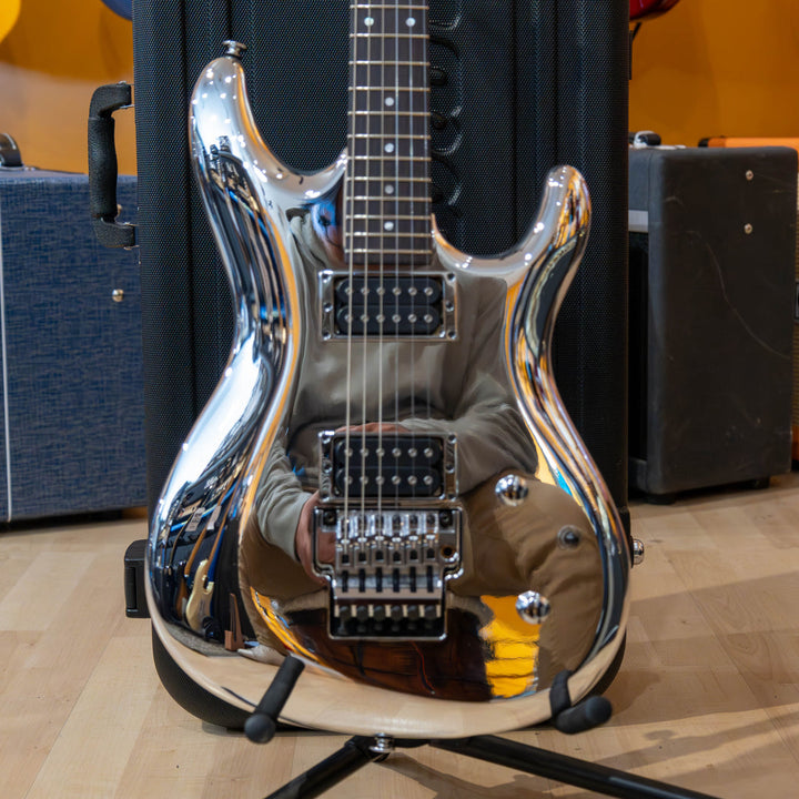 Ibanez Joe Satriani Signature (Chrome) JS3CR Electric Guitar (Demo)