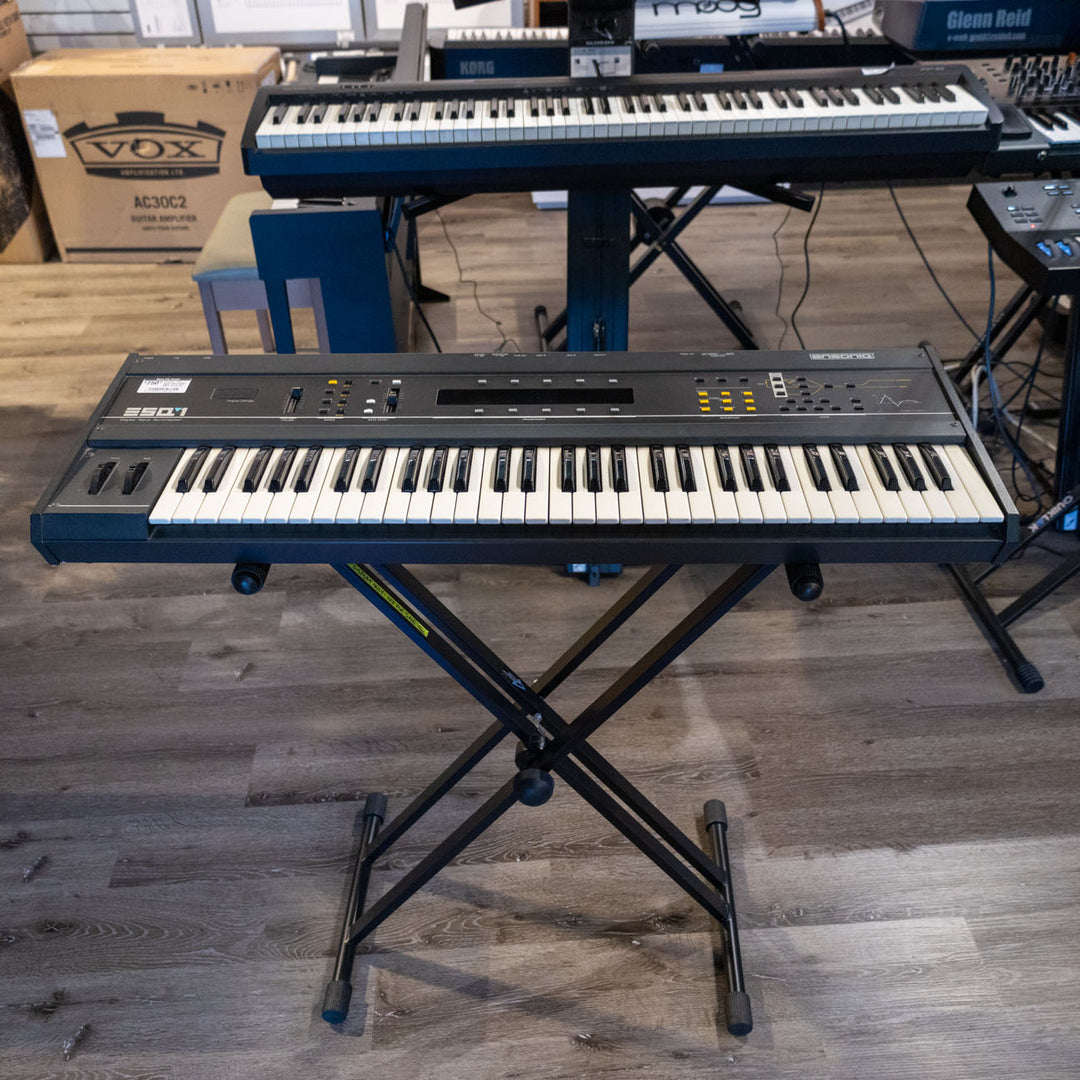 Ensoniq - ESQ-1 Digital Wave Analog / Digital Hybrid Synth - 1980's  w/ User Guide -  USED