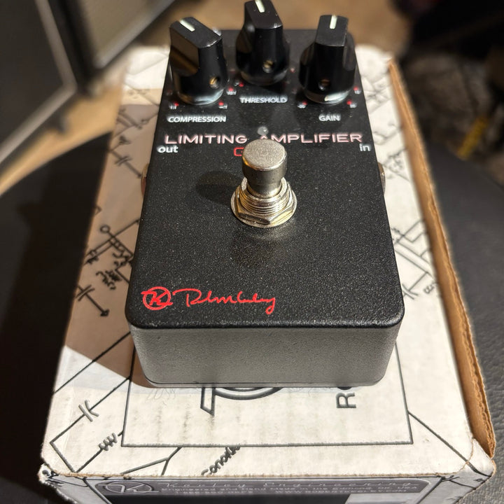 Keeley, GC-2, Limiting Amplifier, Compressor Pedal  with Box & User Guide (USED)