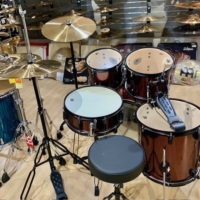 Westbury W465TC-RRS 400 Series 5-Piece Studio Acoustic Drum Kit with 20" Bass Drum & Throne - Ruby Red Sparkle