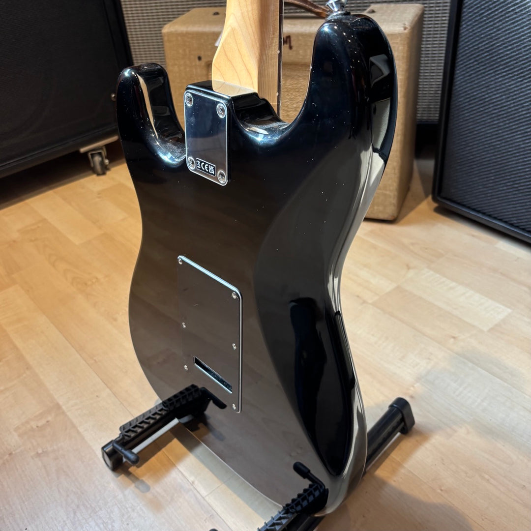 Fender - Standard Stratocaster HSS Laurel Fingerboard, Black Pickguard (Black-Demo) Electric Guitar