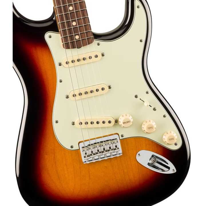 Fender Robert Cray Stratocaster, Rosewood Fingerboard (3-Color Sunburst)