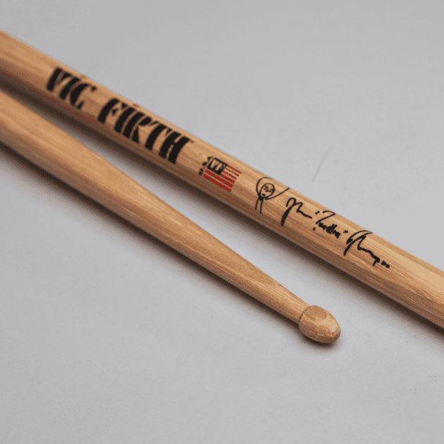 Vic Firth SAT2 Ahmir ''Questlove'' Thompson Signature Series Drumsticks Natural
