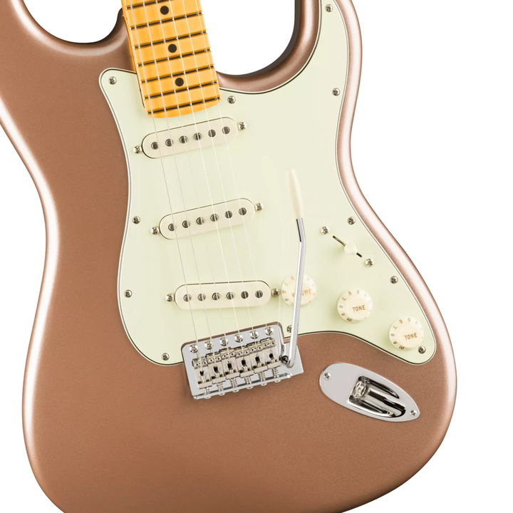 Fender American Professional Classic Stratocaster® -  Maple Fingerboard -  Faded Firemist Gold
