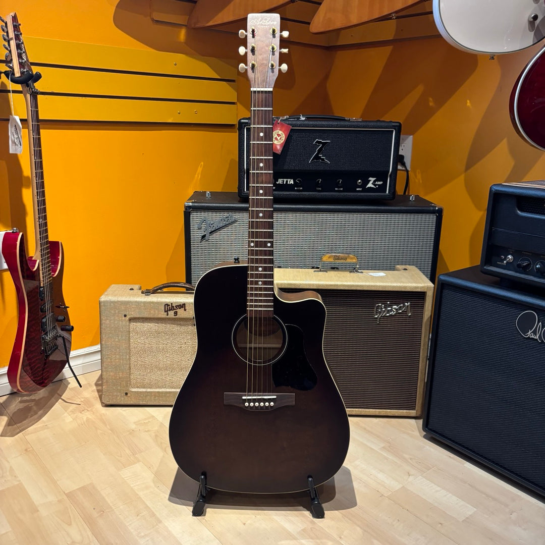 Art & Lutherie - American Burbon Burst CW-QIT Cutaway AC Electric w/ Gig Bag (2024)  - USED