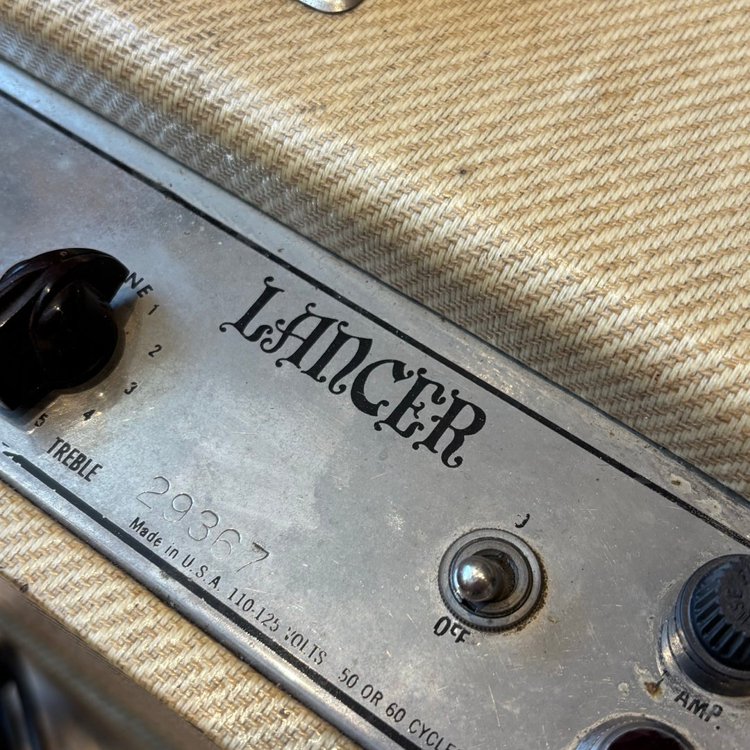 VINTAGE 1960 Gibson Lancer GA-6, 14- ish  Watt Tube Amp (Blonde Tweed) - USED