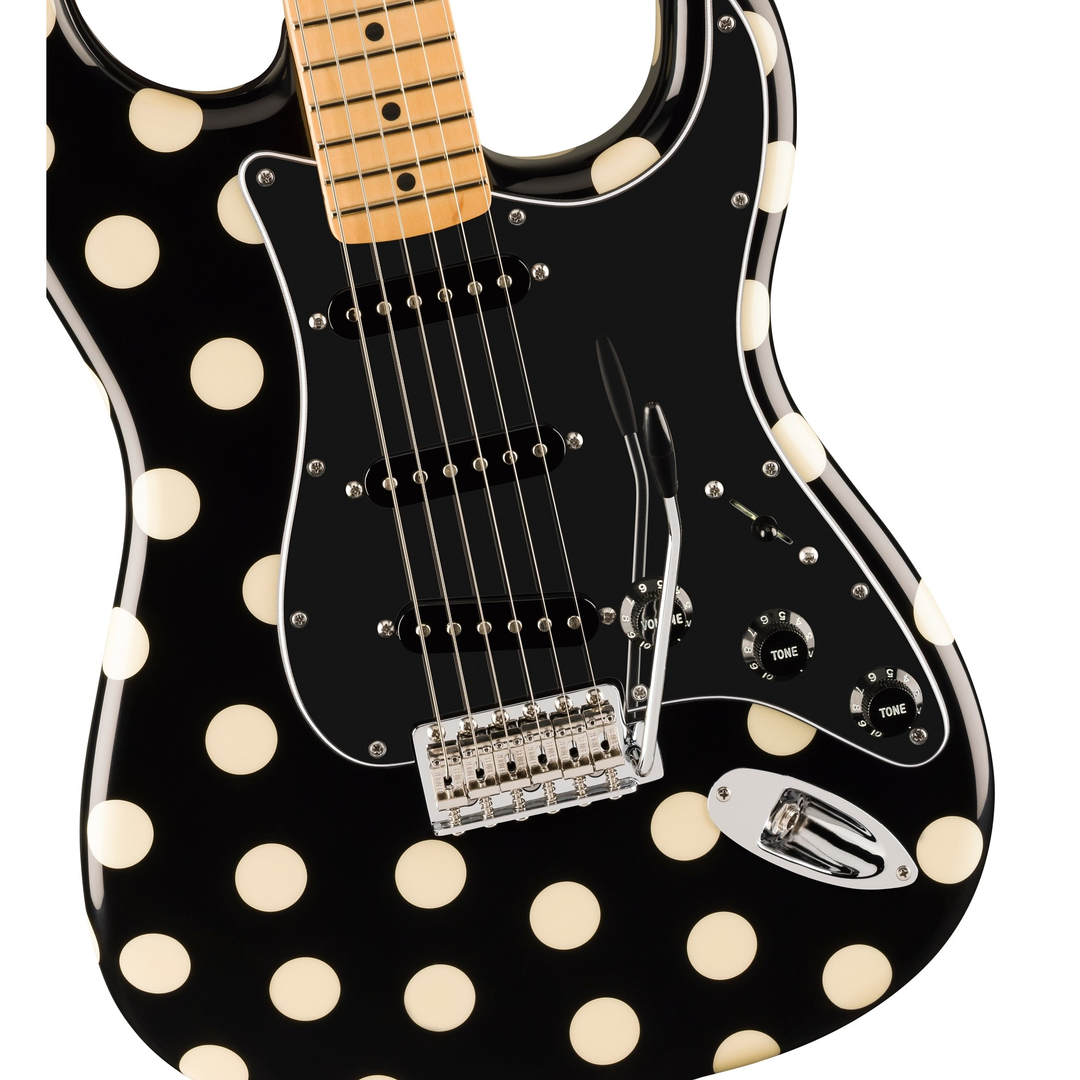 Fender Buddy Guy Standard Stratocaster, Maple Fingerboard (Polka Dot Finish)
