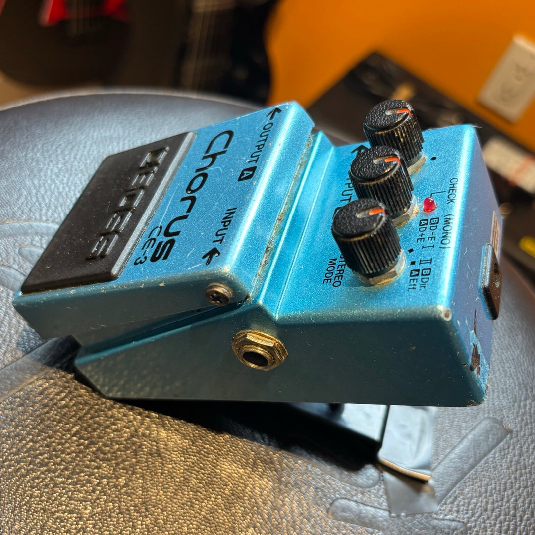 Boss - CE-3 Analog Stereo Chorus Pedal (MIJ - 1987 - No Box) - USED