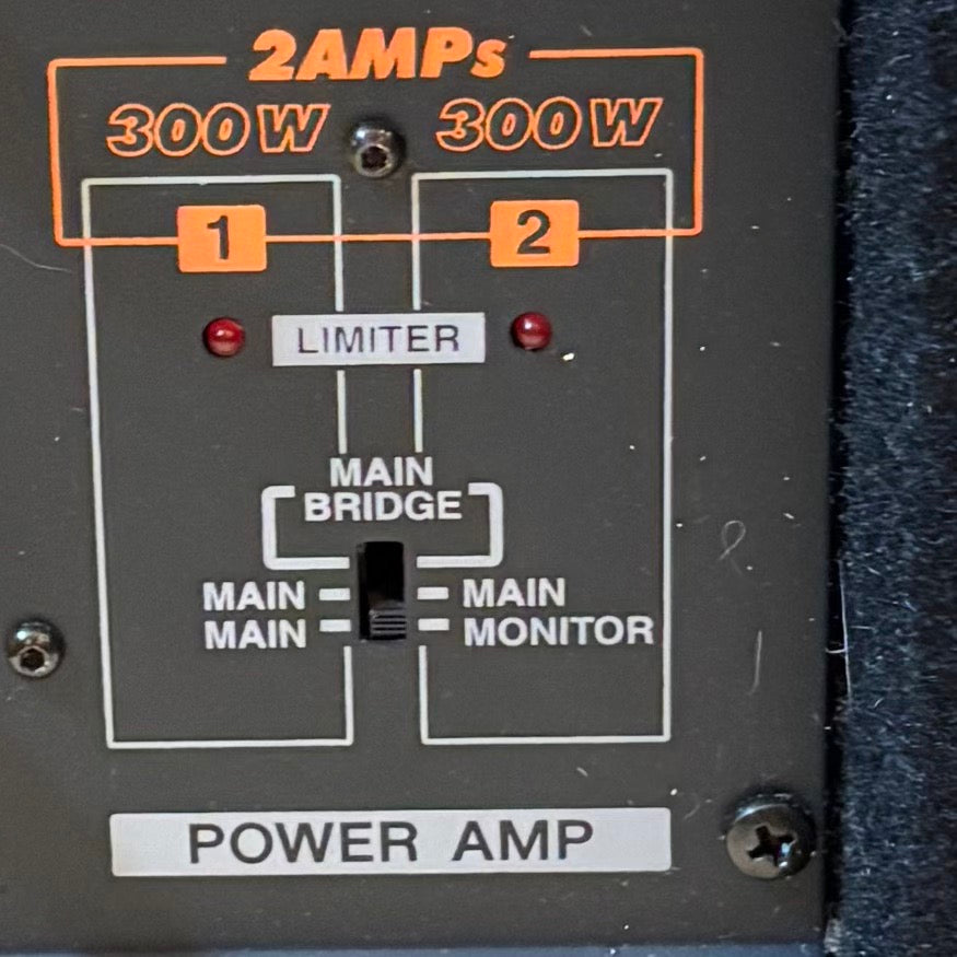 Yamaha - EMX660 Powered 600 Watt - 6 Channel Mixer w/ On Board FX - USED
