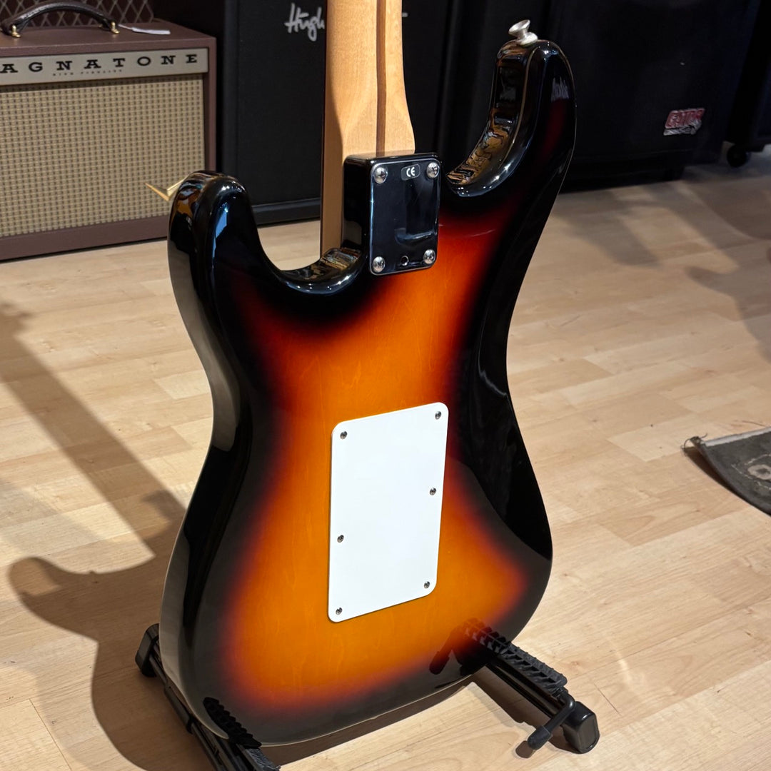 Used Fender Fat Strat with Floyd Rose II & Hard Shell Case (Rosewood - 3-Color Sunburst - 2000) - View 18