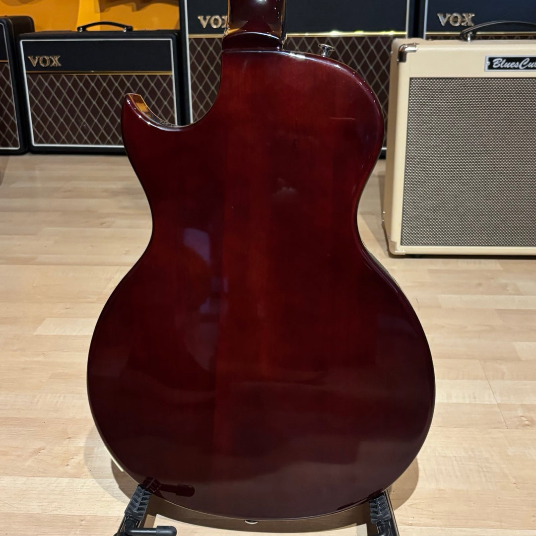 Xaviere - XV550 Hollowbody Quilted Maple Sunburst LP Copy w/ HD Case - USED