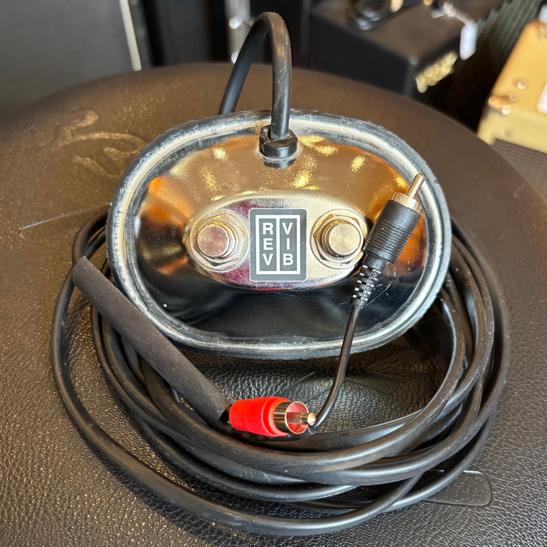 Fender - Vibrosonic Reverb Silverface Conversion  w/New Caps & Tubes, F.Switch VINTAGE (1972) - USED