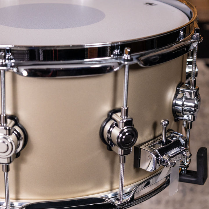 DW- DRPT6514SSGT- DW  Performance Series Snare Drum 6.5x14 Hard Satin Lacquer - Gold Mist