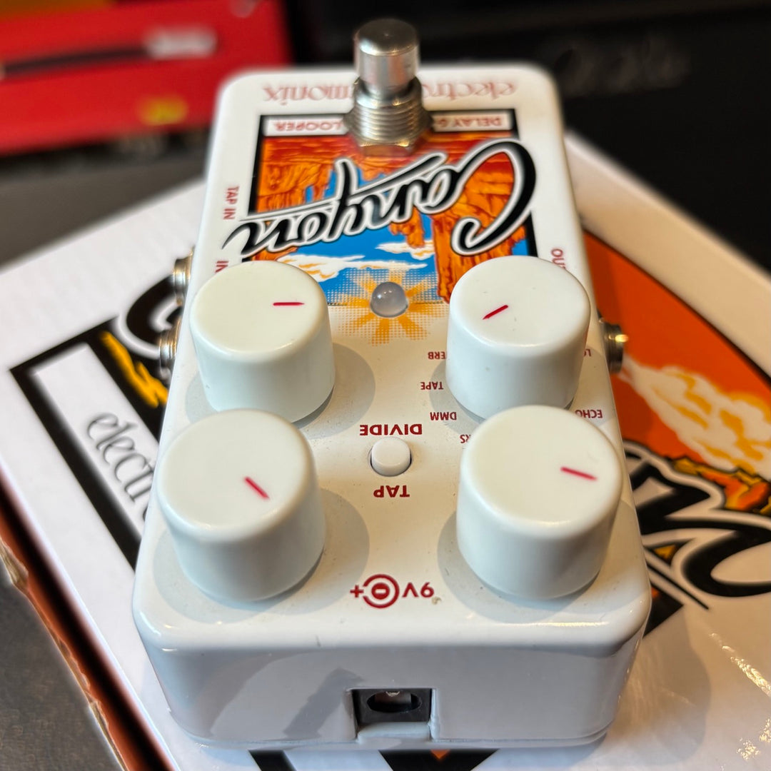 Electro Harmonix - Canyon Delay & Looper Pedal w/ Box & PWR Supply - USED