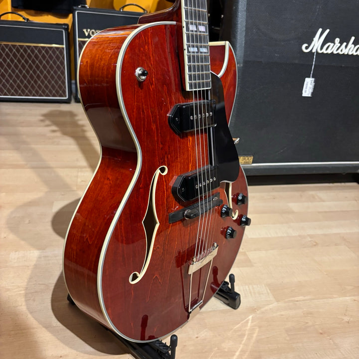 Eastman  AR372CE-P90 Archtop Series Truetone Gloss Electric Guitar w/Hard Shell Case