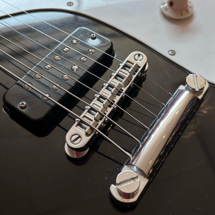 Eastwood - Sidejack Series Mosrite Baritone Copy w/ Upgrades ( No Case-Black-2016) - USED