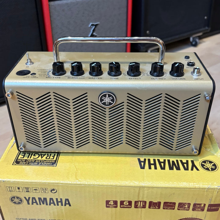 Yamaha - THR5A  - 10 Watt Acoustic Guitar Desktop Amplifier w/ Box, PS & User Guide - USED