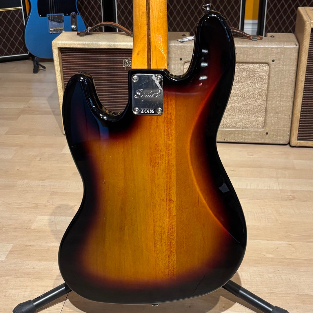 Squier - Classic Vibe  60's J Bass w/ Fender AM Vintage P-up Upgrade & Tweed HD Case - USED