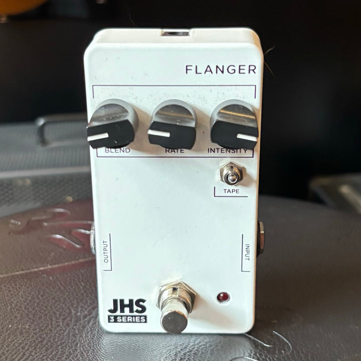 JHS -  3 Series Flanger Pedal ( White - No Box) - USED