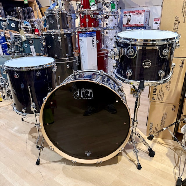 USEDDWPERFORMANCE- DW Performance Lacquered 3 Piece Shell Pack. 24/13/16