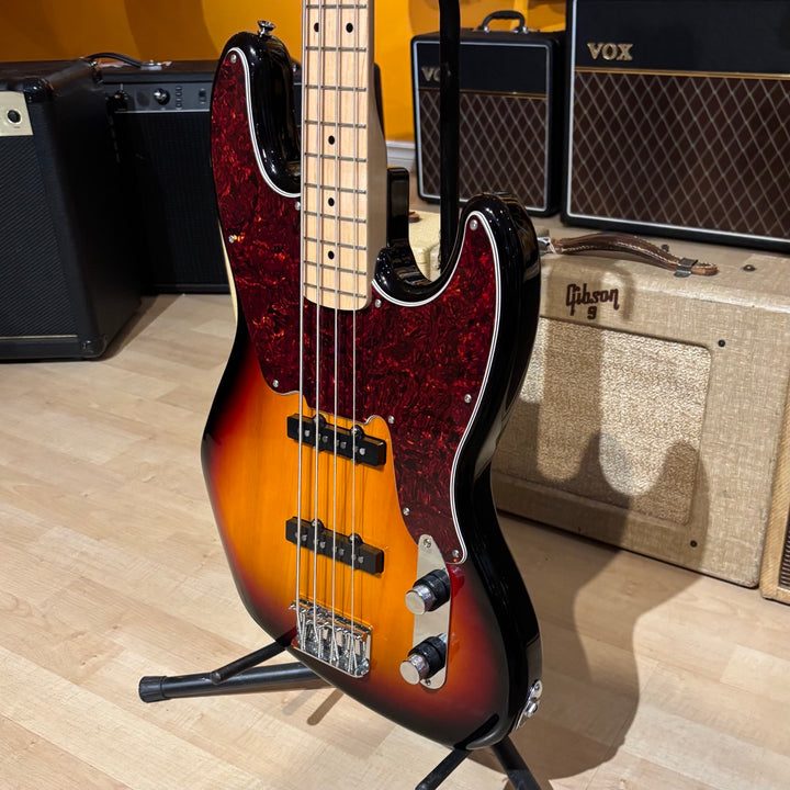 Squier - Paranormal Jazz Bass Sunburst- Maple w/ Rouge Valley Gig Bag (2022) - USED