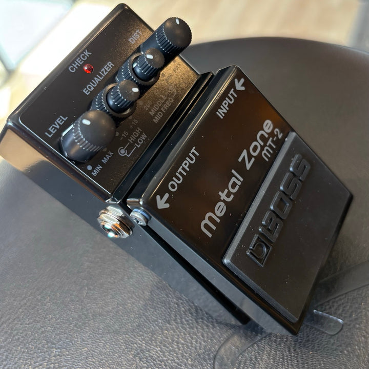 Boss - MT-2 (3A) 30th Anniversary Edition metal Zone w/ Box & MT2 User Guide - USED