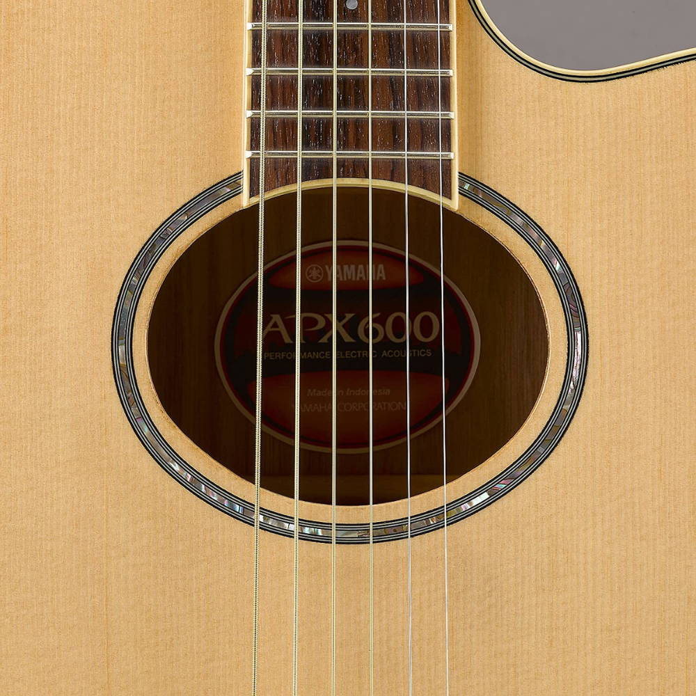 Yamaha APX600 Acoustic Guitar - Natural