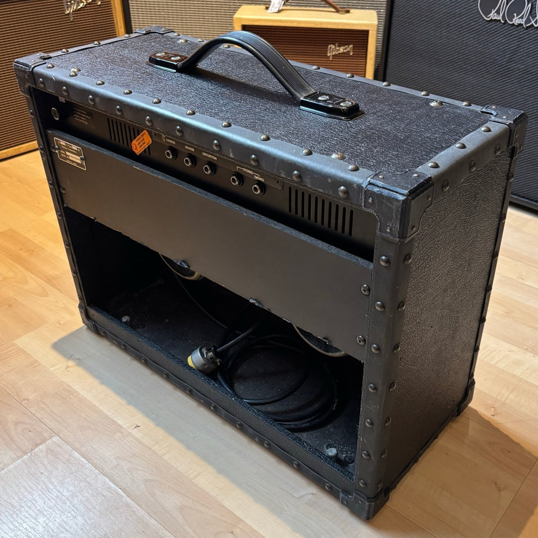 VINTAGE MIJ- Roland JC-77 Jazz Chorus 2x10 - 80 Watt Solid State Combo (1985) - USED