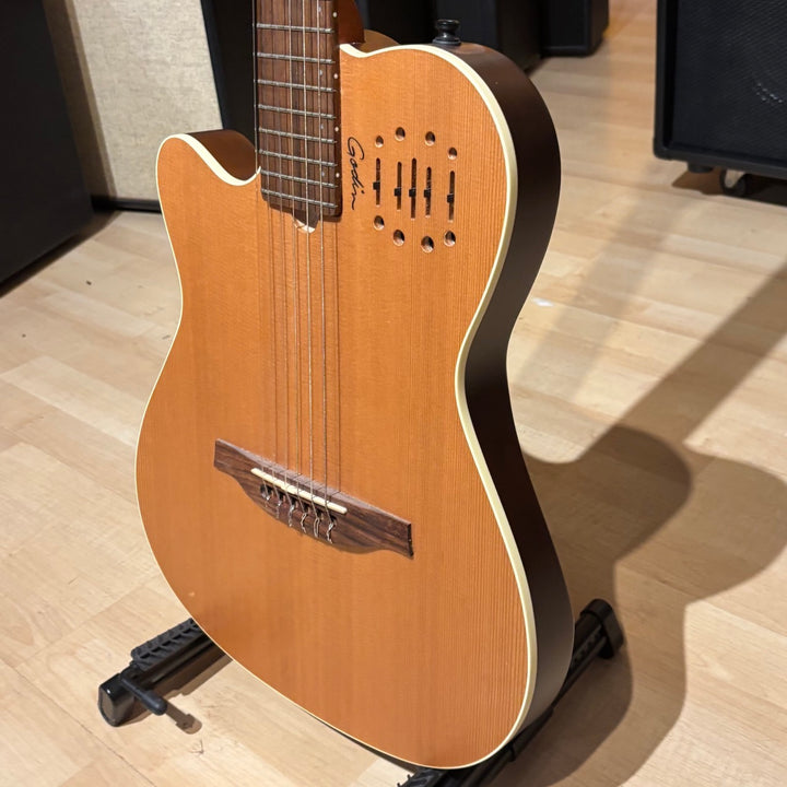 Godin - LEFTY Multiac Encore Nylon w/ DLX Godin Bag (Natural Cedar-2022) - USED