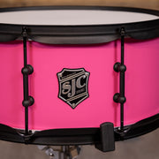 SJC Drums PFS6514FBMMWBJ Pathfinder Snare Drum 6.5x14 - Mad Magenta, Black HW