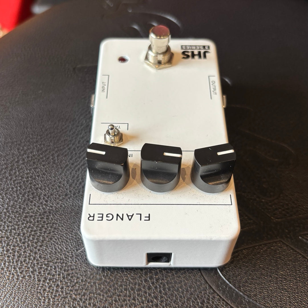 JHS -  3 Series Flanger Pedal ( White - No Box) - USED