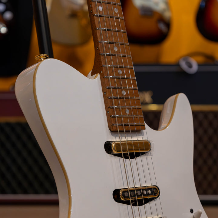 Ibanez Lari Basilio Signature (White) LB1WH