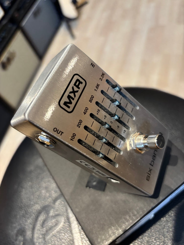 MXR - M109S 6 Band EQ Pedal w/ Box - USED